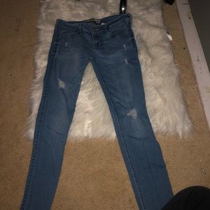 HOLLISTER SKINNY JEANS